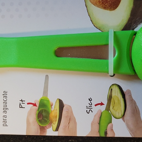 🥑3-in-1 Avocado Tool - Picture 3 of 7